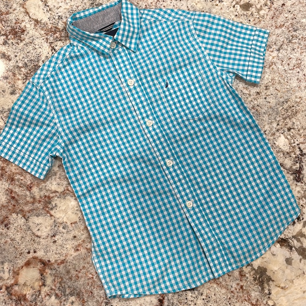 Little boys size 7 Nautica button up shirt